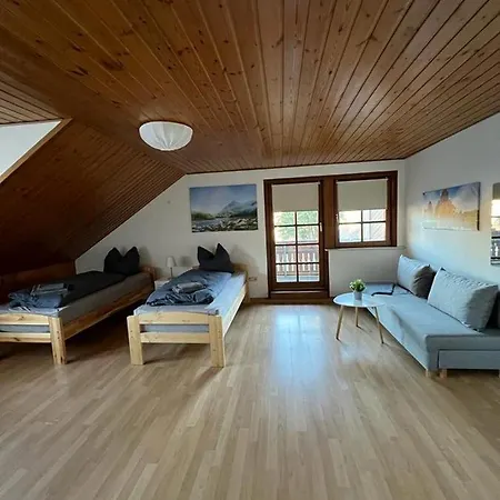 Ferienwohnung Schneider Mit Balkon דירה